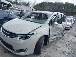 2017 Chrysler Pacifica Limited with VIN 2C4RC1GG9HR560544, listed as a IAAI auction lot 41807810 with 137,768 mi miles and . Bid and sale history available at DreamBid. Image 17.