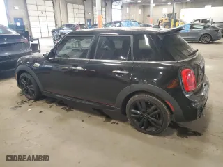 2016 MINI Cooper Hardtop 4 Door S with VIN WMWXU3C5XG2B63166, listed as a Copart auction lot 84016934 with 58,921 mi miles and Salvage Title. Bid and sale history available at carsss.com. Image 2.