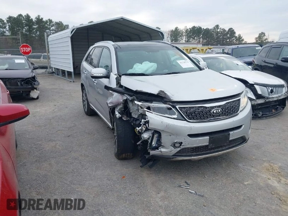 2015 Kia Sorento SX with VIN 5XYKWDA73FG633458, listed as a IAAI auction lot 41728711 with 74,160 mi miles. Bid and sale history available at carsss.com. Image 1.