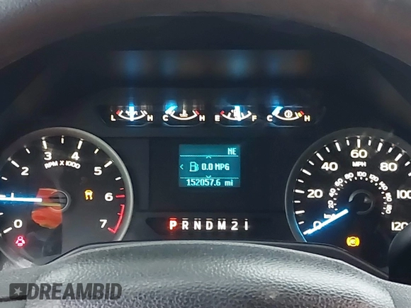 2015 Ford F-150 XLT with VIN 1FTEW1EP7FKE61564, listed as a IAAI auction lot 41889545 with 152,057 mi miles. Bid and sale history available at carsss.com. Image 16.