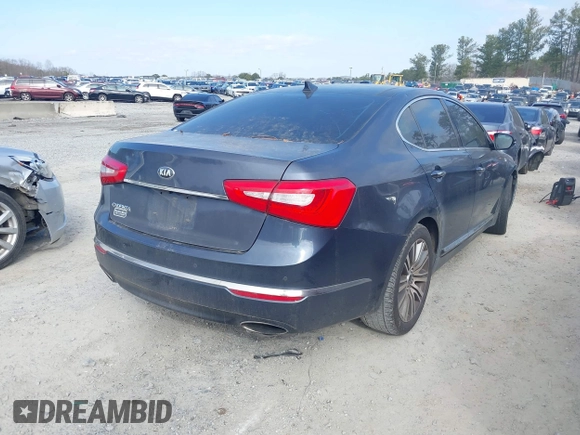 2015 Kia Cadenza Premium with VIN KNALN4D79F5195179, listed as a IAAI auction lot 41497523 with 258,695 mi miles. Bid and sale history available at carsss.com. Image 4.