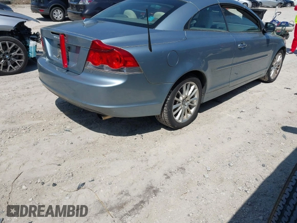 2008 Volvo C70 with VIN YV1MC67218J046617, listed as a IAAI auction lot 41910568 with 144,608 mi miles. Bid and sale history available at carsss.com. Image 4.