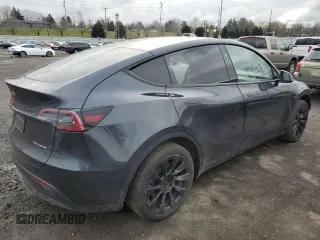 2024 Tesla Model Y Long Range с VIN 7SAYGDEE0RF990269, выставлен на аукционе Copart как лот 43636615 с пробегом 31 740 миль миль и Списание • Salvage title. История ставок и продаж доступна на DreamBid. Изображение 3.