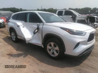2023 Toyota Highlander L with VIN 5TDKDRAH4PS501003, listed as a IAAI auction lot 42388994 with 28,809 mi miles and . Bid and sale history available at DreamBid. Image 1.