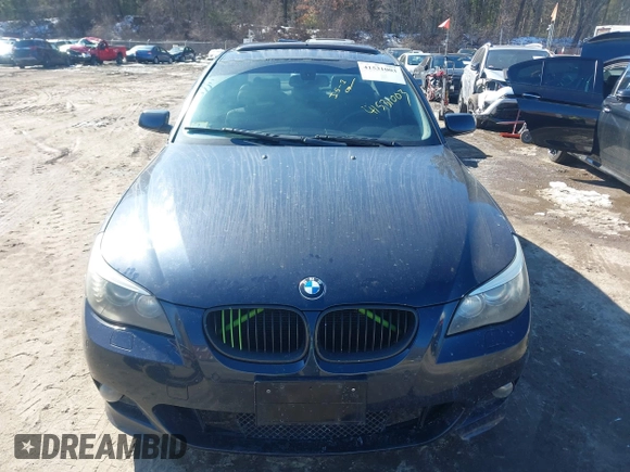 2008 BMW 5 Series 550i with VIN WBANW53538CT48083, listed as a IAAI auction lot 41531003 with 186,943 mi miles. Bid and sale history available at carsss.com. Image 12.