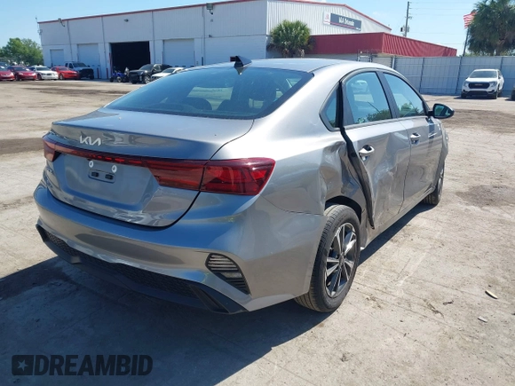 2024 Kia Forte LXS with VIN 3KPF24AD8RE726691, listed as a IAAI auction lot 42026037 with 27,816 mi miles and . Bid and sale history available at DreamBid. Image 4.