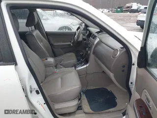 2011 Suzuki Grand Vitara Limited with VIN JS3TD0D70B4101173, listed as a IAAI auction lot 41513972 with 125,118 mi miles. Bid and sale history available at carsss.com. Image 5.