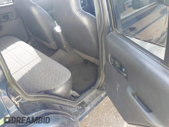2001 Jeep Cherokee Sport with VIN 1J4FT48S01L522281, listed as a IAAI auction lot 41999570 with 261,698 mi miles and . Bid and sale history available at DreamBid. Image 8.
