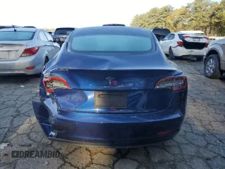 2019 Tesla Model 3 Mid Range z VIN 5YJ3E1EA2KF476194, wystawiony jako Copart lot #51140115 z przebiegiem Nie podano mil oraz Szkoda całkowita • Salvage title. Historia ofert i sprzedaży dostępna na DreamBid. Obrazek 6.