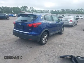 2017 Nissan Rogue Sport SL with VIN JN1BJ1CR7HW101392, listed as a IAAI auction lot 42142211 with 108,869 mi miles. Bid and sale history available at carsss.com. Image 4.
