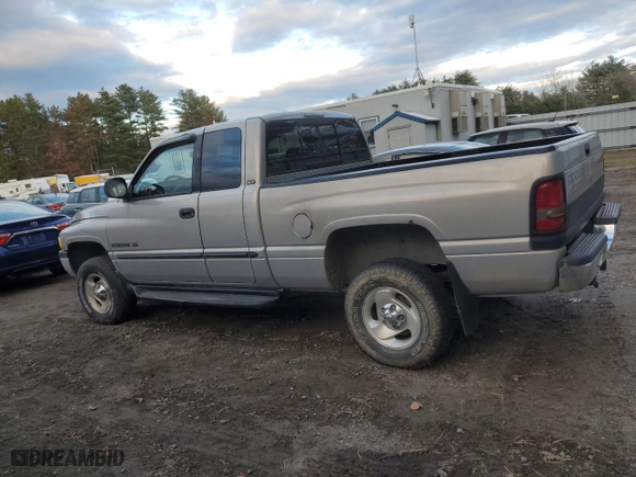 2000 Dodge Ram 1500 with VIN 3B7HF13Y6YM201905, listed as a Copart auction lot 79347524 with 86,305 mi miles and Clean Title. Bid and sale history available at carsss.com. Image 2.