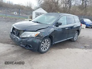 2014 Nissan Pathfinder SV with VIN 5N1AR2MM4EC708630, listed as a IAAI auction lot 41893720 with 129,985 mi miles. Bid and sale history available at carsss.com. Image 2.