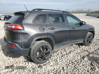 2018 Jeep Cherokee Latitude Tech Connect with VIN 1C4PJMCB0JD527532, listed as a Copart auction lot 53877745 with 246,032 mi miles and Clean Title. Bid and sale history available at carsss.com. Image 3.