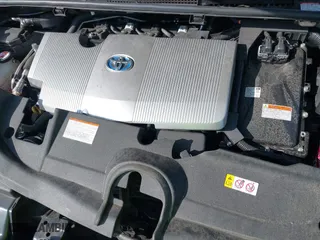 2019 Toyota Prius L Eco with VIN JTDKARFU3K3069075, listed as a IAAI auction lot 41622447 with 39,113 mi miles. Bid and sale history available at carsss.com. Image 10.