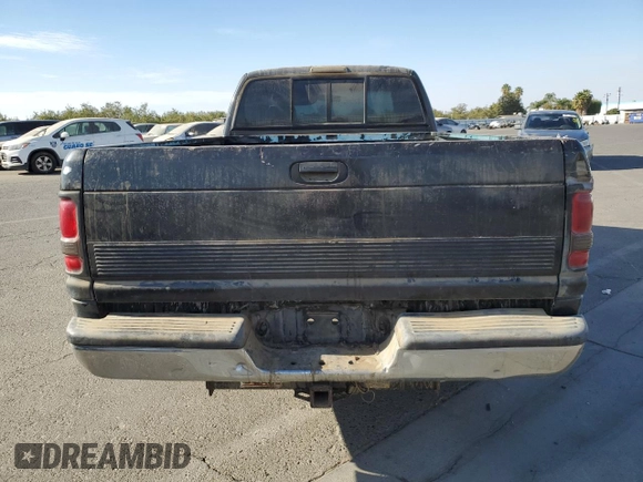 1996 Dodge 1500 z VIN 3B7HC13Y0TM120450, wystawiony jako Copart lot #78552594 z przebiegiem 317 248 mil mil oraz Szkoda całkowita • Salvage title. Historia ofert i sprzedaży dostępna na DreamBid. Obrazek 6.