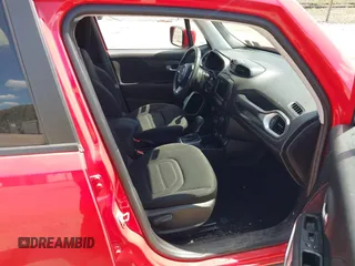 2018 Jeep Renegade Latitude z VIN ZACCJBBB9JPG80030, wystawiony jako IAAI lot #42110438 z przebiegiem 59 512 mil mil oraz . Historia ofert i sprzedaży dostępna na DreamBid. Obrazek 5.