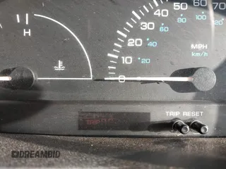 2000 Dodge Grand Caravan with VIN 2B4GP24G2YR761530, listed as a IAAI auction lot 41761127 with 200,000 mi miles and . Bid and sale history available at DreamBid. Image 15.