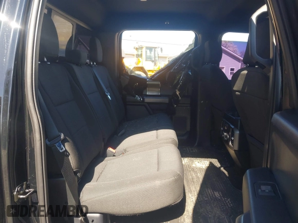2018 Ford F-150 XL with VIN 1FTFW1EG0JFC41480, listed as a IAAI auction lot 41940861 with 84,044 mi miles. Bid and sale history available at carsss.com. Image 8.