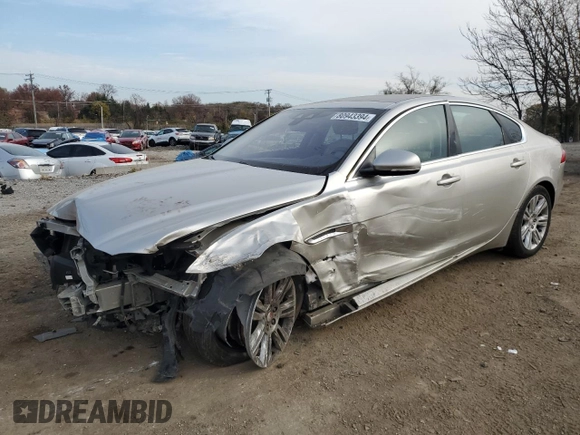 2016 Jaguar XF 35t Premium with VIN SAJBD4BV0GCY24278, listed as a Copart auction lot 80943394 with 52,179 mi miles and Salvage Title. Bid and sale history available at carsss.com. Image 1.