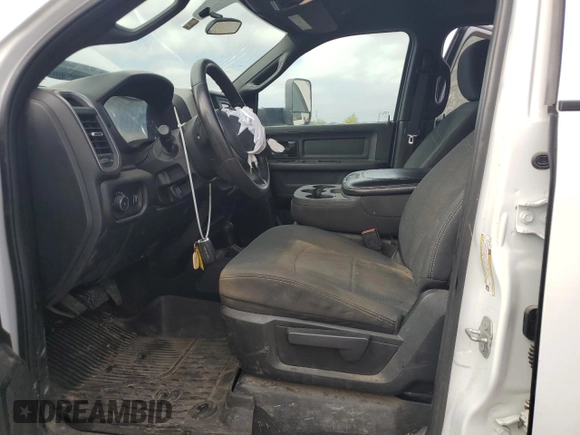 2021 Ram 2500 Tradesman with VIN 3C6UR5HJ5MG585149, listed as a Copart auction lot 84829774 with 114,586 mi miles and Salvage title. Bid and sale history available at DreamBid. Image 7.