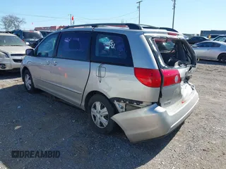 2006 Toyota Sienna CE with VIN 5TDZA23C36S419262, listed as a IAAI auction lot 42042520 with 202,686 mi miles. Bid and sale history available at carsss.com. Image 3.