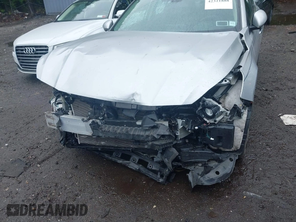2021 Nissan Altima SV with VIN 1N4BL4DV6MN343648, listed as a IAAI auction lot 42321888 with 18,232 mi miles and . Bid and sale history available at DreamBid. Image 6.