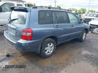 2005 Toyota Highlander z VIN JTEEP21A750096832, wystawiony jako IAAI lot #42332030 z przebiegiem 195 651 mil mil oraz . Historia ofert i sprzedaży dostępna na DreamBid. Obrazek 4.