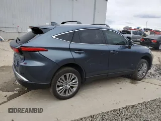 2022 Toyota Venza LE with VIN JTEAAAAH7NJ117468, listed as a Copart auction lot 42487664 with 10,954 mi miles. Bid and sale history available at carsss.com. Image 3.