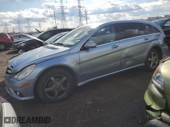 2009 Mercedes-Benz R 3.5L with VIN 4JGCB65E29A100893, listed as a Copart auction lot 46970625 with 114,118 mi miles and Salvage Title. Bid and sale history available at carsss.com. Image 1.