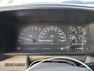 1995 Dodge Caravan z VIN 1B4GH54R1SX617718, wystawiony jako Copart lot #79945724 z przebiegiem 107 165 mil mil oraz Szkody całkowita. Historia ofert i sprzedaży dostępna na DreamBid. Obrazek 9.