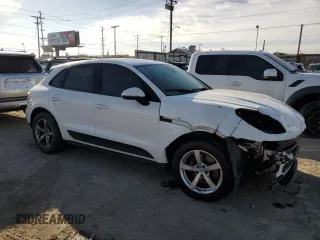 2019 Porsche Macan with VIN WP1AA2A59KLB08608, listed as a Copart auction lot 47228735 with 81,401 mi miles and Salvage title. Bid and sale history available at DreamBid. Image 4.