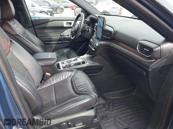 2020 Ford Explorer Platinum with VIN 1FM5K8HC2LGB50194, listed as a IAAI auction lot 42326070 with 68,444 mi miles and . Bid and sale history available at DreamBid. Image 5.