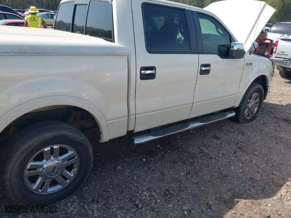 2007 Ford F-150 XLT with VIN 1FTPW14VX7FA58410, listed as a IAAI auction lot 41911384 with 126,017 mi miles. Bid and sale history available at carsss.com. Image 6.