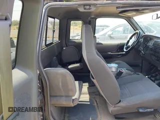 2002 Ford Ranger XL Fleet with VIN 1FTZR45E32PB29840, listed as a IAAI auction lot 42711994 with 117,534 mi miles and . Bid and sale history available at DreamBid. Image 8.