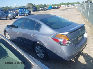 2011 Nissan Altima 2.5 S with VIN 1N4AL2AP4BC168766, listed as a IAAI auction lot 41993926 with 175,382 mi miles. Bid and sale history available at carsss.com. Image 3.