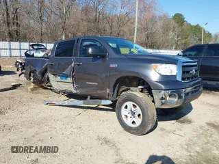 2013 Toyota Tundra 4WD Truck with VIN 5TFDW5F14DX283609, listed as a IAAI auction lot 41758175 with 196,393 mi miles. Bid and sale history available at carsss.com. Image 1.