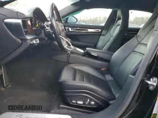 2018 Porsche Panamera 4S z VIN WP0AB2A75JL133746, wystawiony jako Copart lot #86821654 z przebiegiem 98 867 mil mil oraz Szkoda całkowita • Salvage title. Historia ofert i sprzedaży dostępna na DreamBid. Obrazek 7.