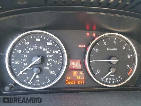 2010 BMW 5 Series 528i xDrive with VIN WBANV1C58AC388869, listed as a Copart auction lot 45670775 with 220,938 mi miles and Salvage Title. Bid and sale history available at carsss.com. Image 9.