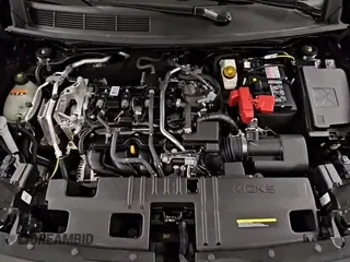 2025 Nissan Kicks S z VIN 3N8AP6BA1SL304277, wystawiony jako Copart lot #68971955 z przebiegiem 6 623 mil mil oraz Czysty tytuł • Clean title. Historia ofert i sprzedaży dostępna na DreamBid. Obrazek 16.