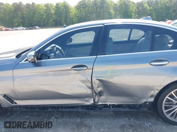 2017 BMW 5 Series 540i с VIN WBAJE5C30HG915326, выставлен на аукционе IAAI как лот 42138937 с пробегом 96 105 миль миль и . История ставок и продаж доступна на DreamBid. Изображение 15.