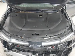 2024 Chevrolet Blazer EV eAWD RS z VIN 3GNKDCRJ7RS159749, wystawiony jako IAAI lot #42115099 z przebiegiem 3930 mil mil oraz . Historia ofert i sprzedaży dostępna na DreamBid. Obrazek 10.