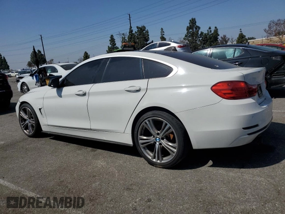 2017 BMW 4 Series 430i z VIN WBA4F7C32HG788519, wystawiony jako Copart lot #53916695 z przebiegiem 135 360 mil mil oraz Tytuł czysty. Historia ofert i sprzedaży dostępna na DreamBid. Obrazek 2.
