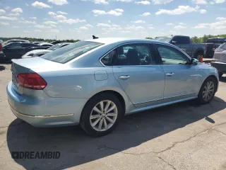 2013 Volkswagen Passat SEL Premium with VIN 1VWCH7A37DC066795, listed as a Copart auction lot 52380595 with 128,439 mi miles and Clean Title. Bid and sale history available at carsss.com. Image 3.