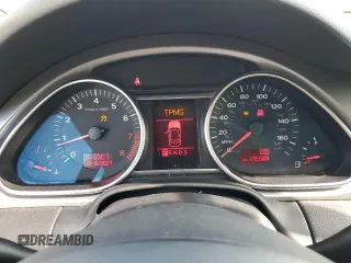 2007 Audi Q7 z VIN WA1AY74L17D034858, wystawiony jako Copart lot #56192315 z przebiegiem 175 589 mil mil oraz Czysty tytuł • Clean title. Historia ofert i sprzedaży dostępna na DreamBid. Obrazek 9.