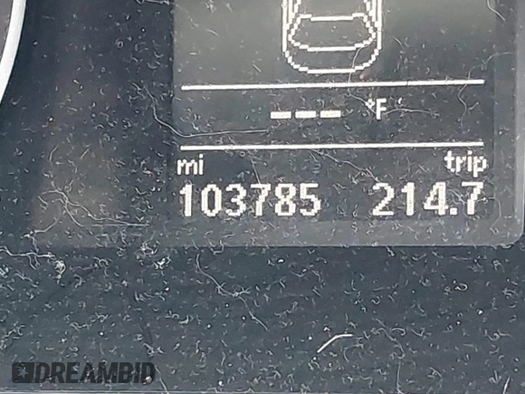 2015 Volkswagen CC Sport with VIN WVWBN7AN6FE819703, listed as a IAAI auction lot 41638624 with 103,785 mi miles and . Bid and sale history available at DreamBid. Image 16.
