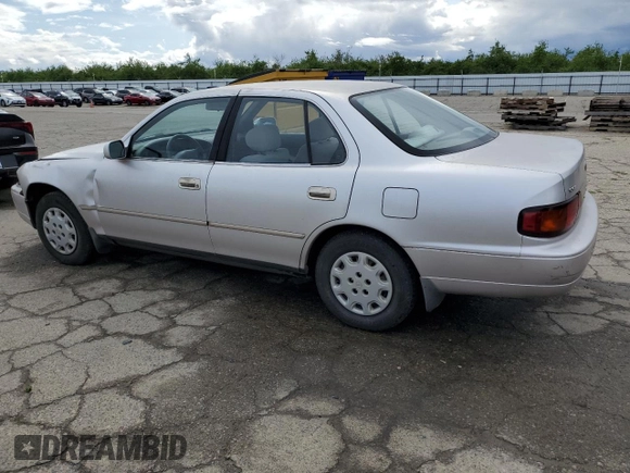 1996 Toyota Camry DX with VIN JT2BG12K6T0403745, listed as a Copart auction lot 51536905 with 154,640 mi miles and Salvage Title. Bid and sale history available at carsss.com. Image 2.