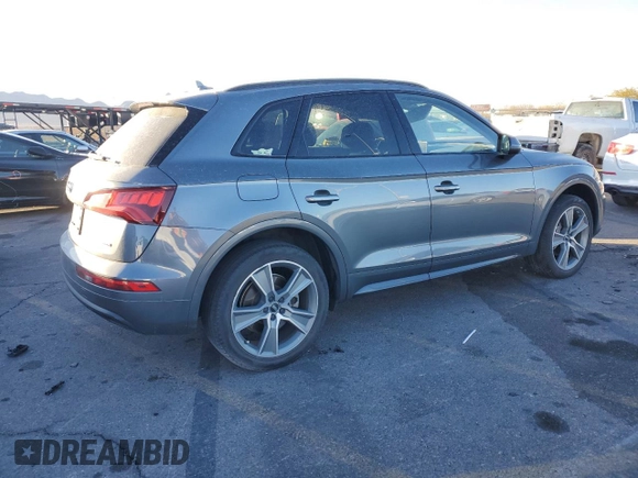 2020 Audi Q5 Premium Plus with VIN WA1BNAFY5L2024035, listed as a Copart auction lot 42304105 with 43,564 mi miles and Salvage Title. Bid and sale history available at carsss.com. Image 3.