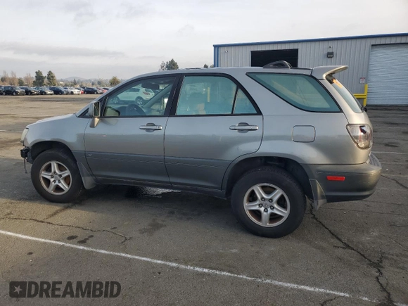 2001 Lexus RX 300 with VIN JTJGF10U310095982, listed as a Copart auction lot 85820124 with 176,883 mi miles and Salvage Title. Bid and sale history available at DreamBid. Image 2.
