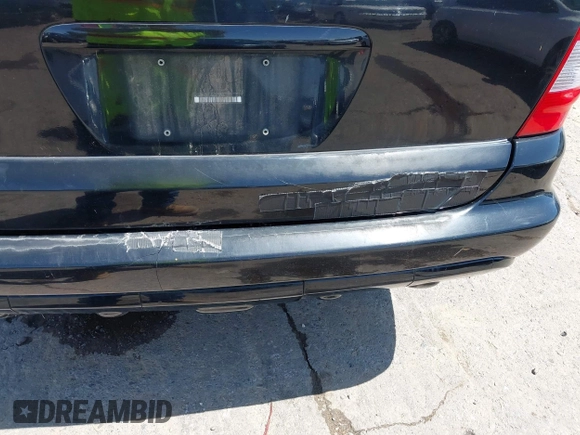 2004 Mercedes-Benz M 350 with VIN 4JGAB57E14A461765, listed as a IAAI auction lot 42532273 with Not provided miles and . Bid and sale history available at DreamBid. Image 6.