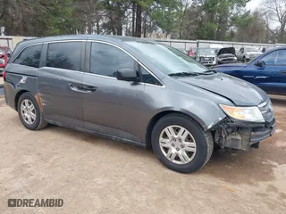 2013 Honda Odyssey LX with VIN 5FNRL5H23DB050884, listed as a IAAI auction lot 41776446 with 176,620 mi miles. Bid and sale history available at carsss.com. Image 1.